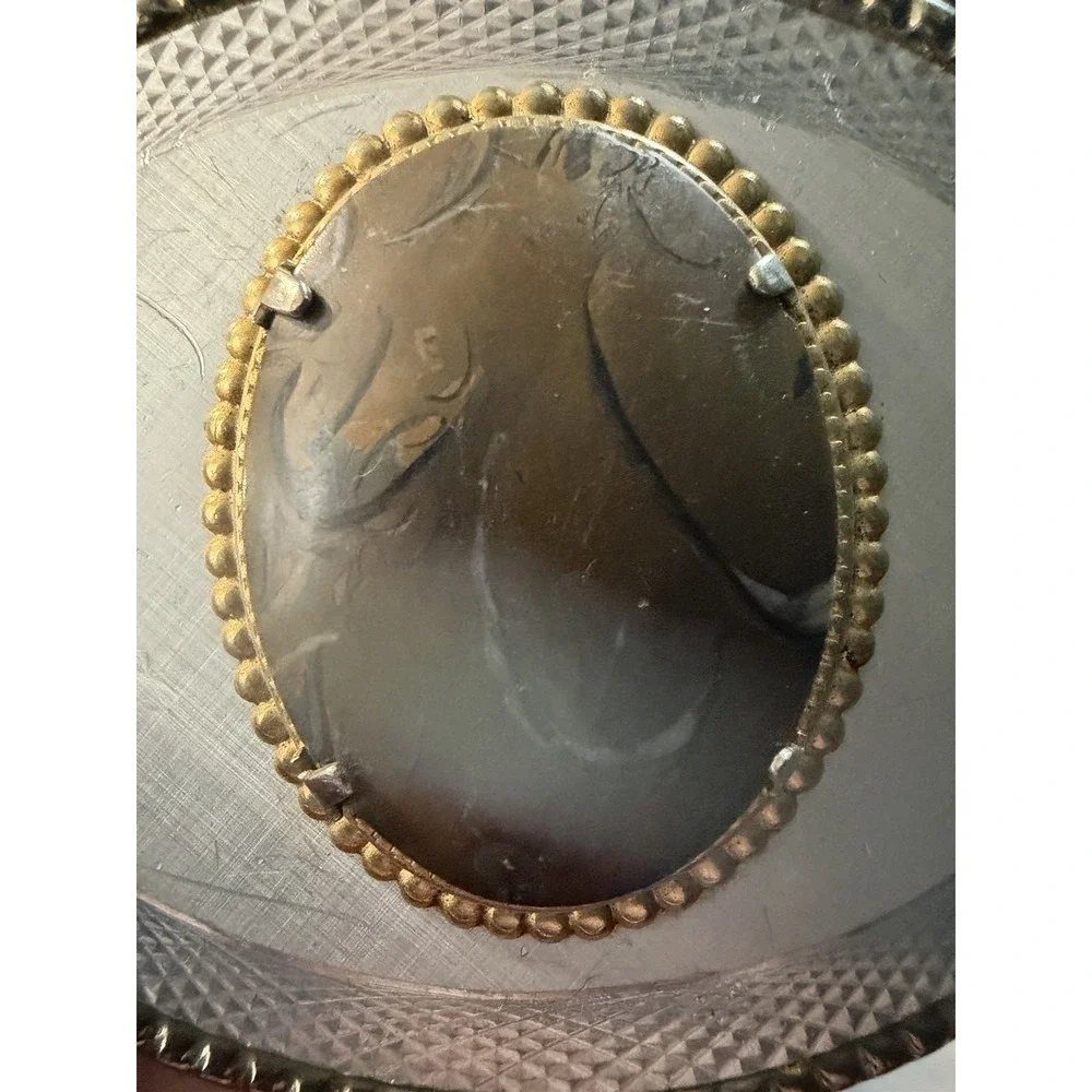 Agate Belt Buckle Oval Dark Banded Two Tone Diamond Cut Border Gold Bezel Vtg